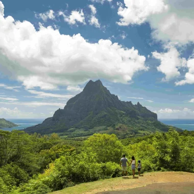 Vue du Belvédère Opunohu©_Grégoire Le Bacon