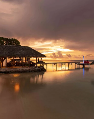 Pension de famille à Fakarava avec vue sur le coucher du soleil©gregoirelebacon