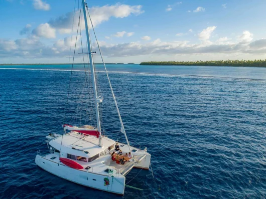 Se rendre à Tetiaroa en catamaran© Tahiti Fly Shoot