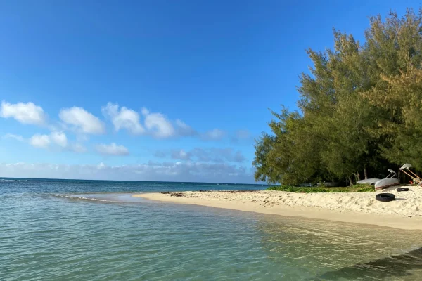 Plage Tavana à Tubuai © Evaina Teinaore