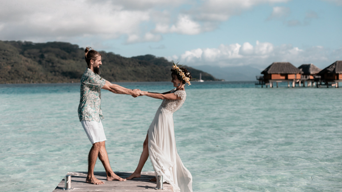 https://tahititourisme.es/wp-content/uploads/2023/02/photos-mariage-moorea-tahiti-photographe-marie-production.jpg